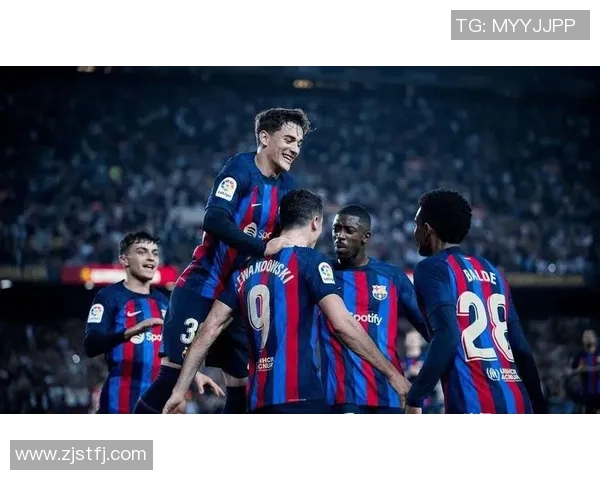 巴萨少年与日本少年足球对决展现青春激情与梦想追逐